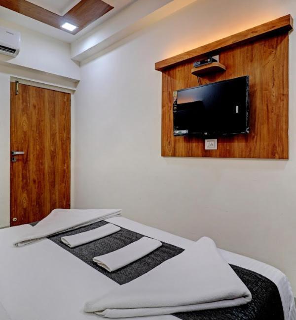 Sun Inn Residency , Navi Mumbai Exterior photo